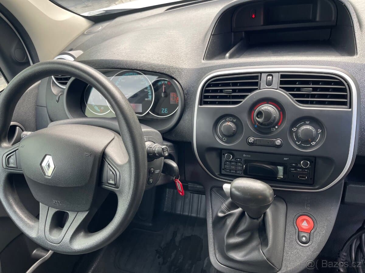 2017 Renault KANGOO - 9