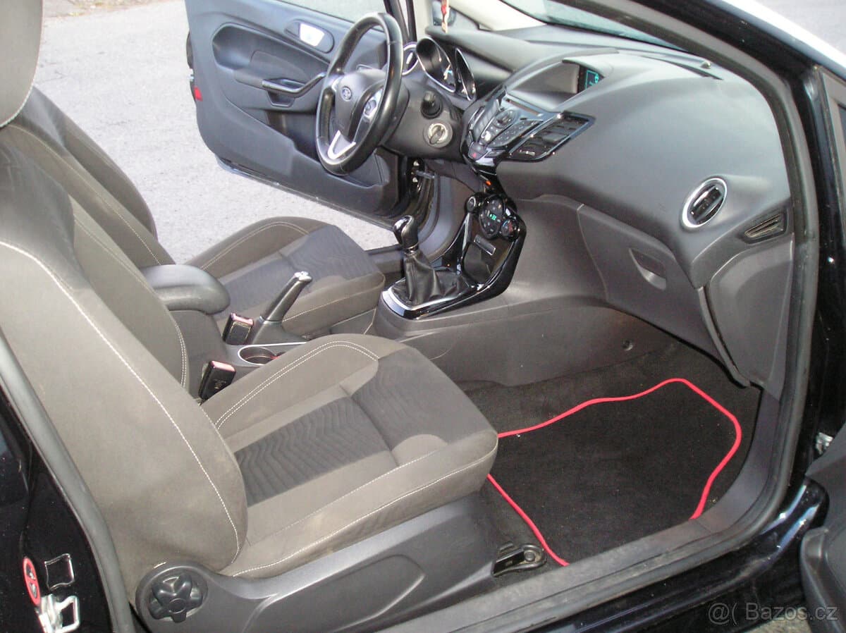 2013 Ford FIESTA - 9