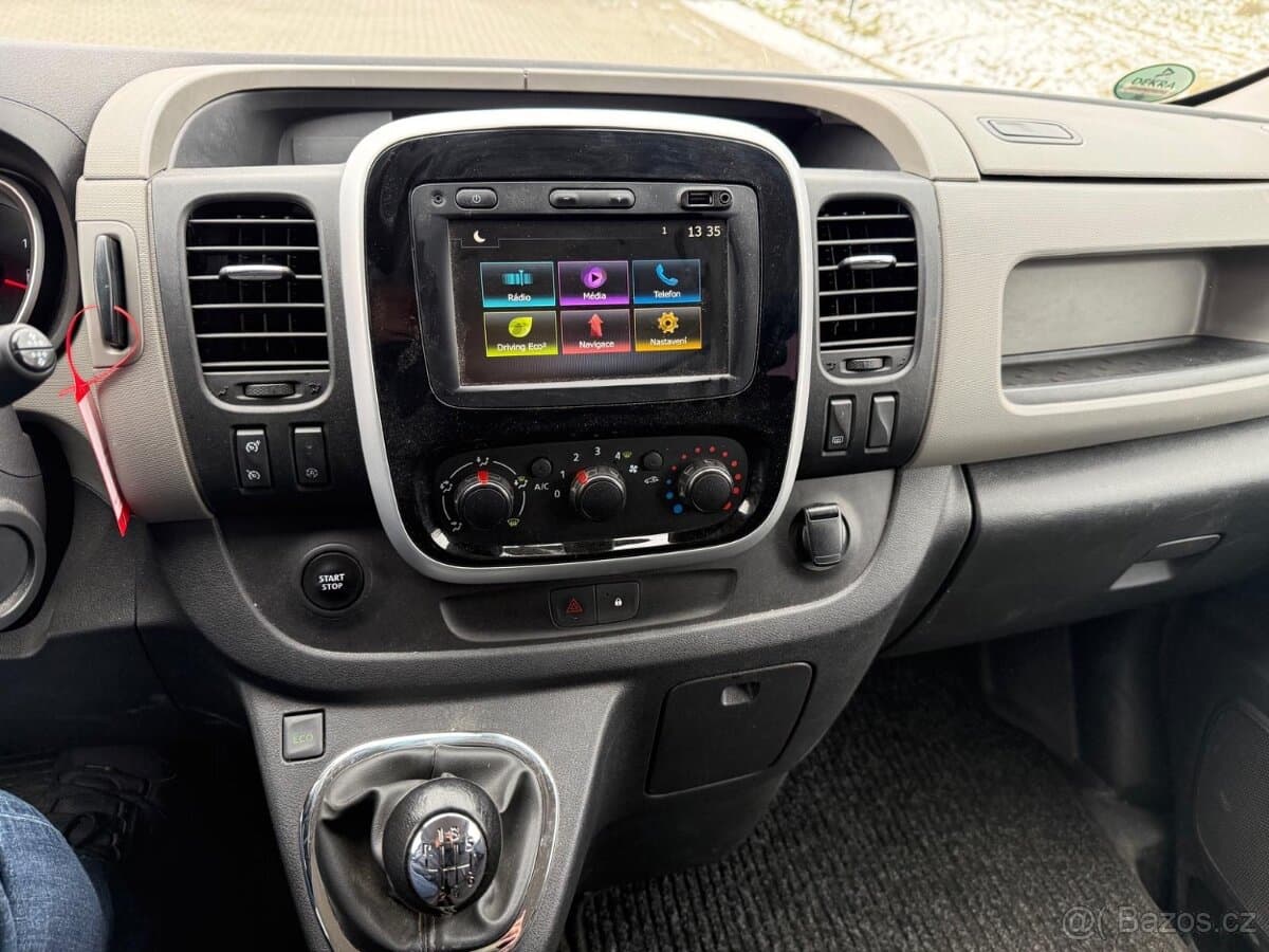2019 Renault TRAFIC - 9