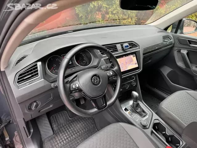 2018 Volkswagen TIGUAN - 9