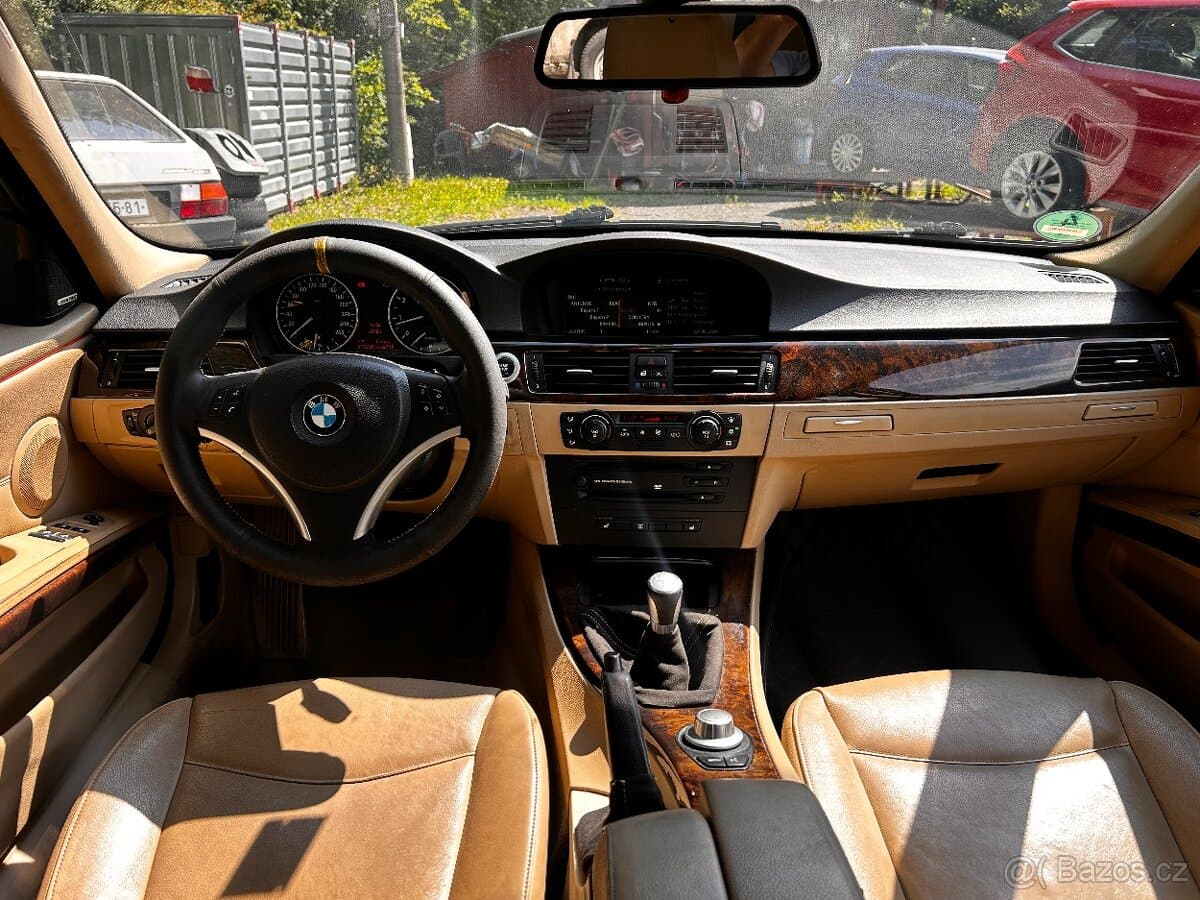 2005 BMW 3-SERIES - 9