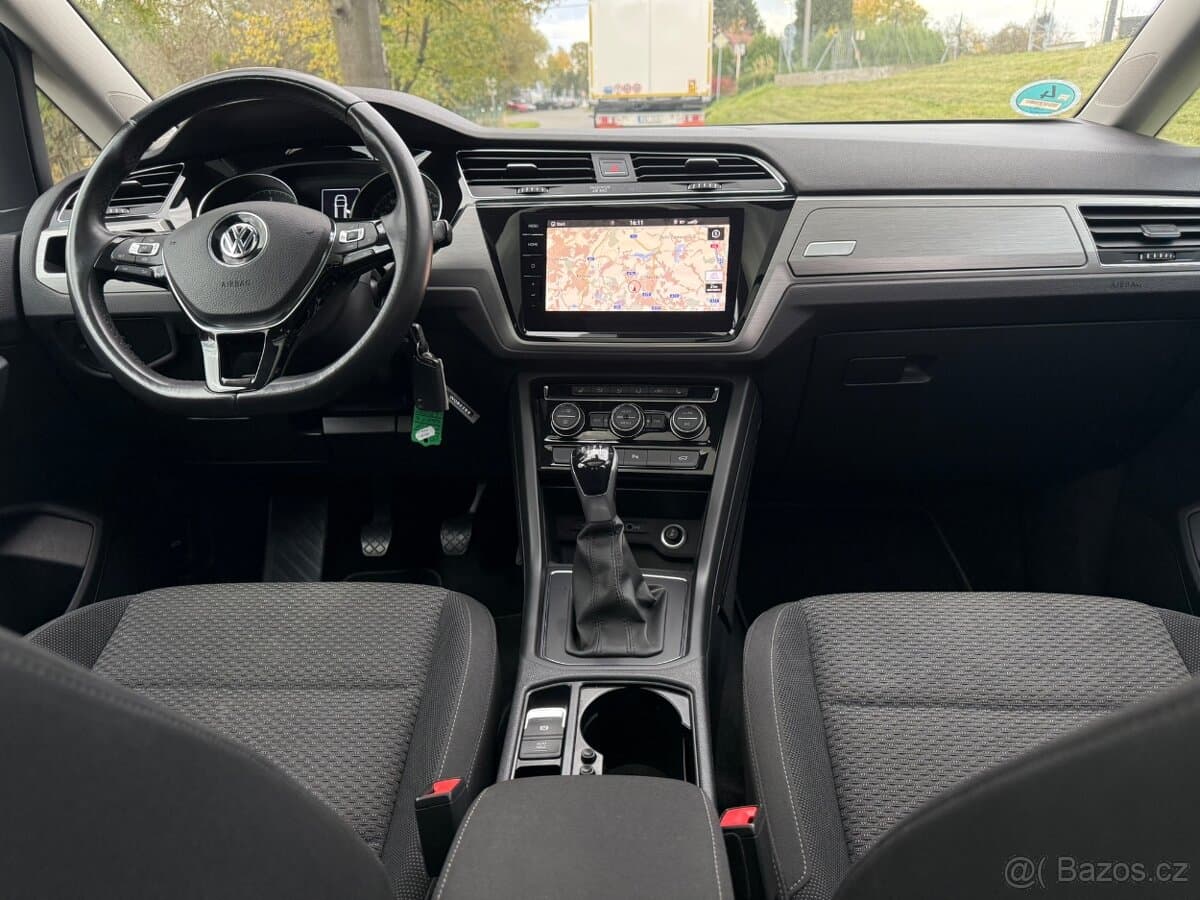 2021 Volkswagen TOURAN - 9