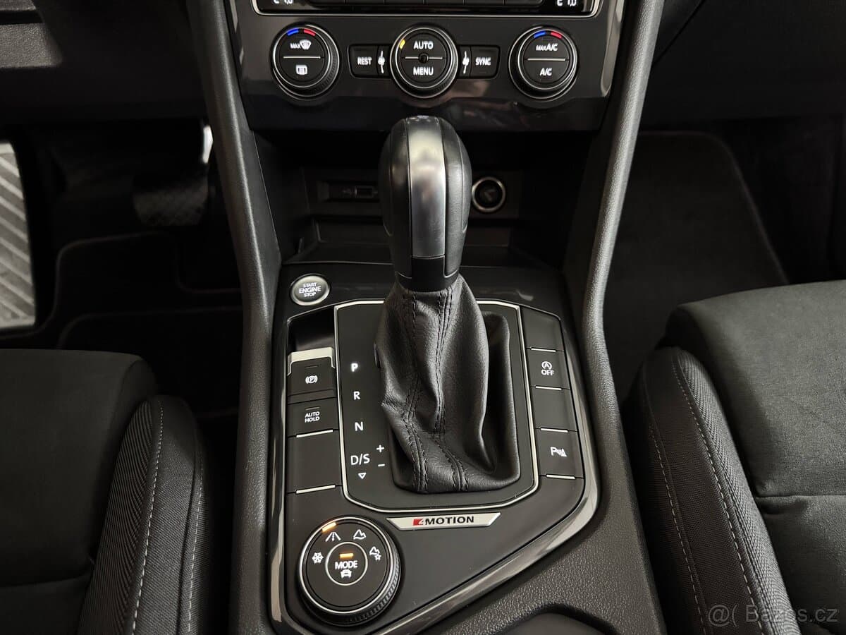 2020 Volkswagen TIGUAN - 9