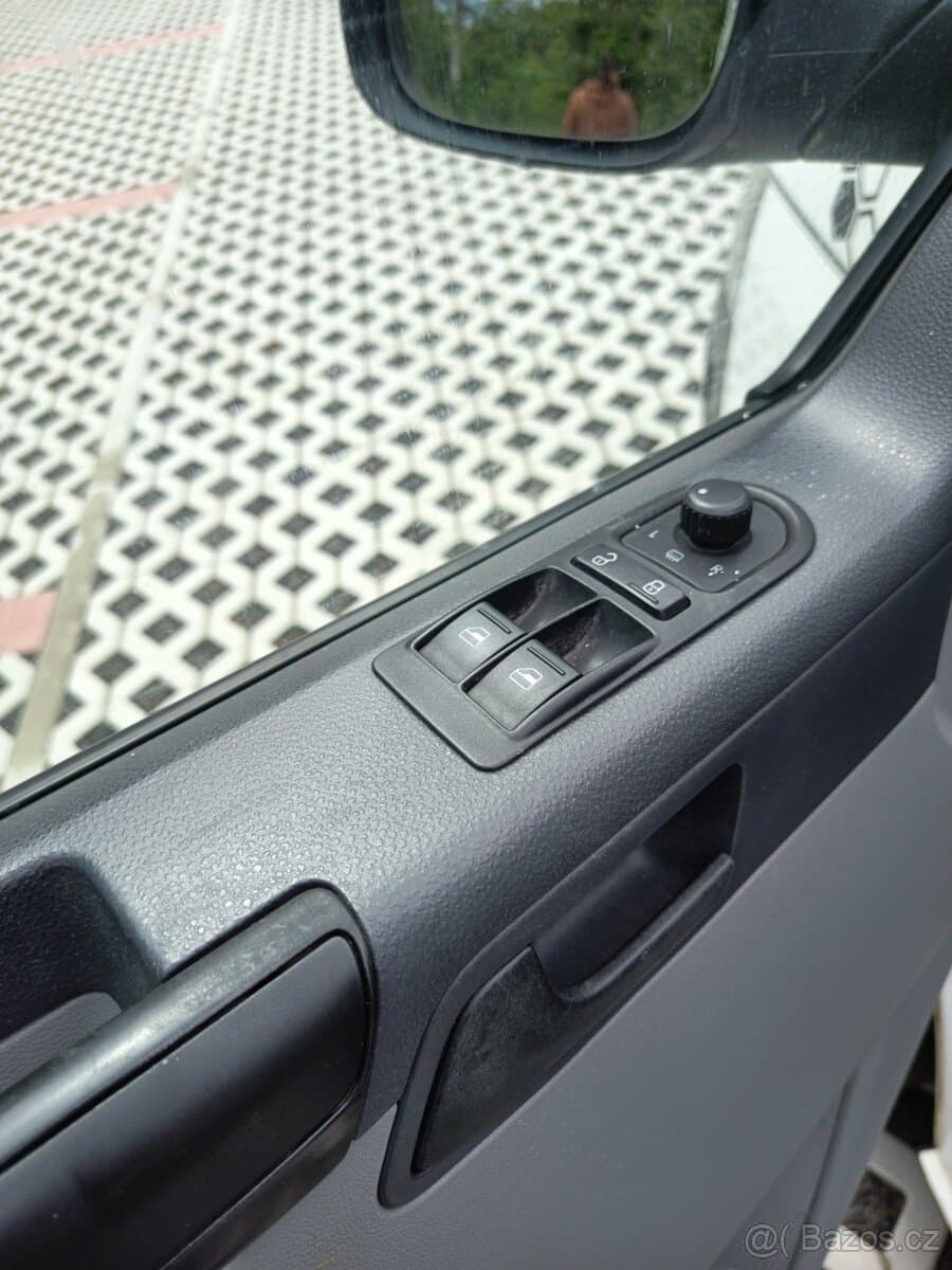 2013 Volkswagen TRANSPORTER - 9