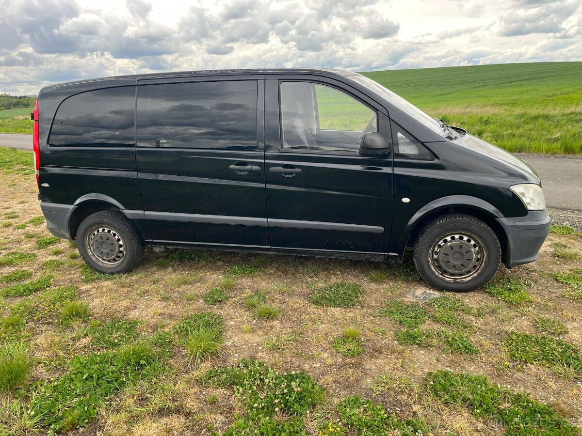2011 Mercedes-Benz VITO - 9