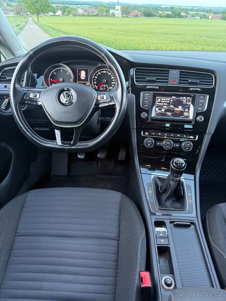 2014 Volkswagen GOLF - 9