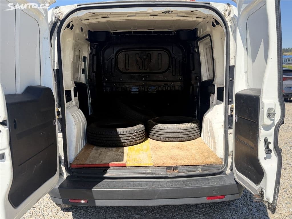 2018 Fiat DOBLO - 9
