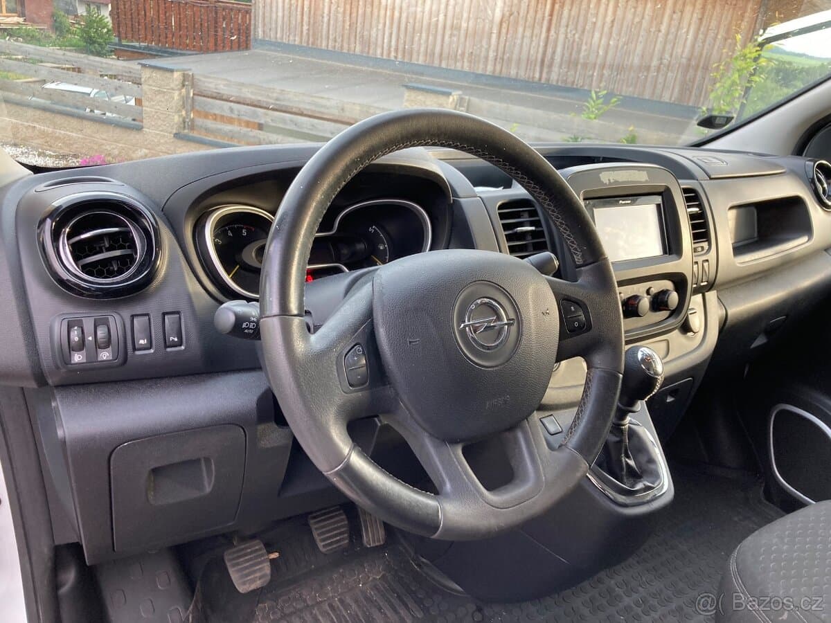 2015 Opel VIVARO - 9