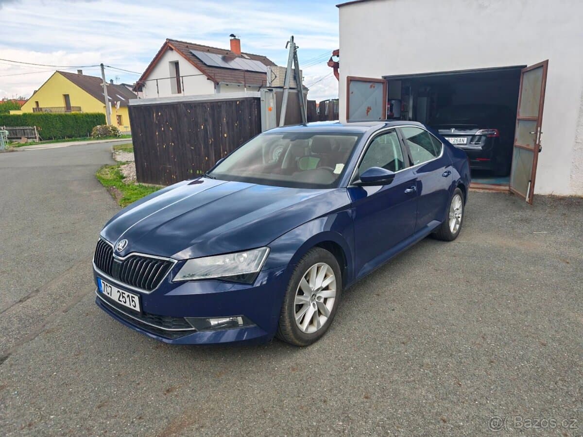 2018 Škoda SUPERB - 9