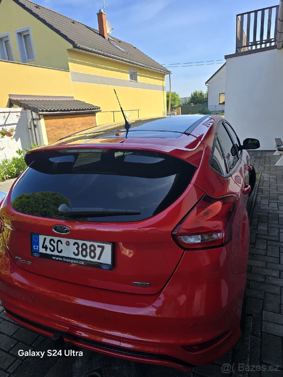 2017 Ford FOCUS - 9