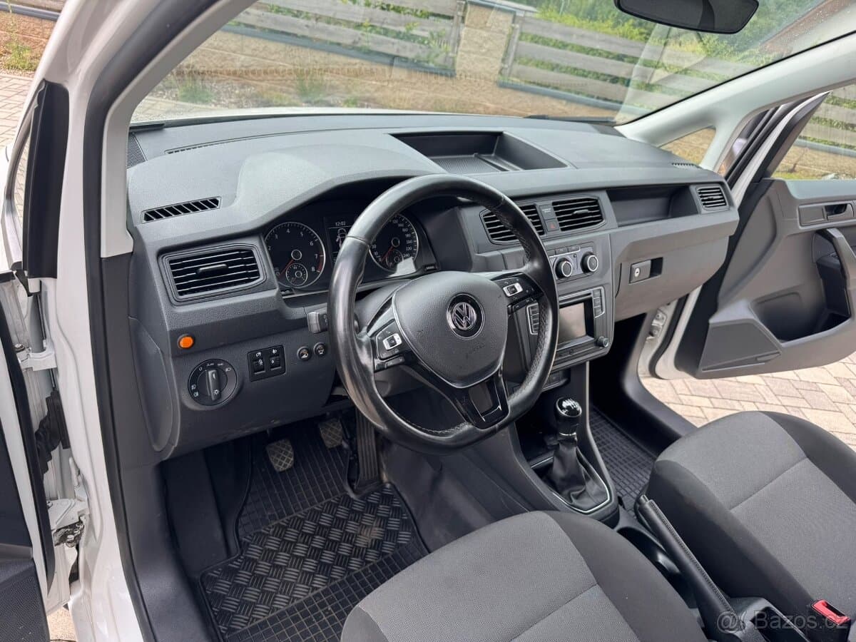 2020 Volkswagen CADDY - 9