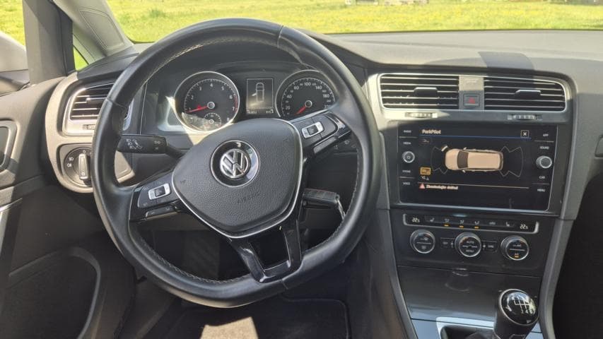 2017 Volkswagen GOLF - 9