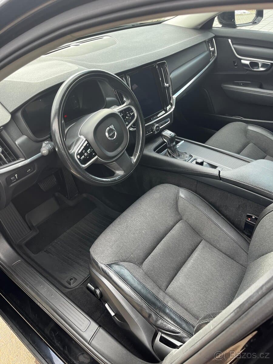 2017 Volvo V90 - 9