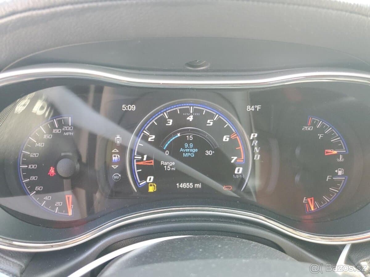2018 Jeep CHEROKEE - 9