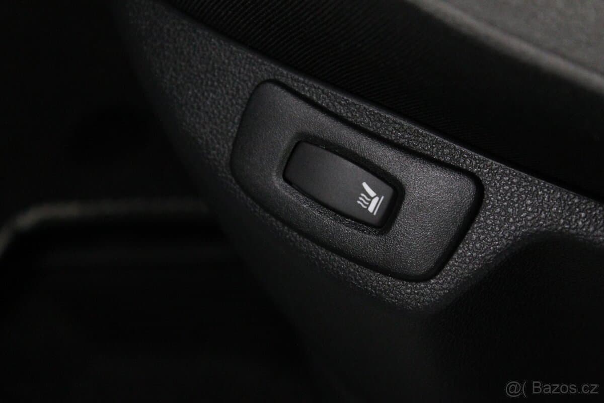 Renault CAPTUR - 9