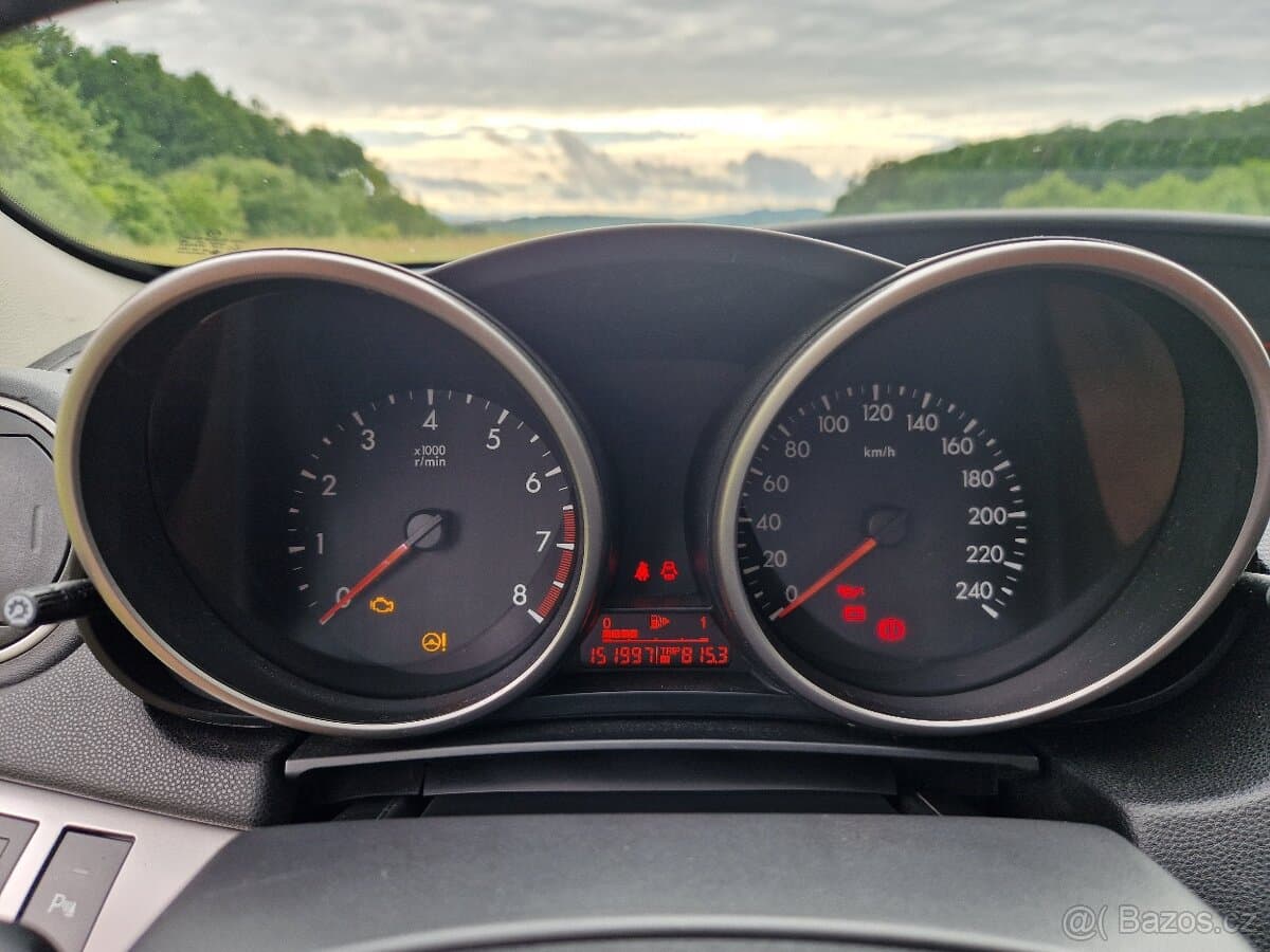 Mazda 3 - 9