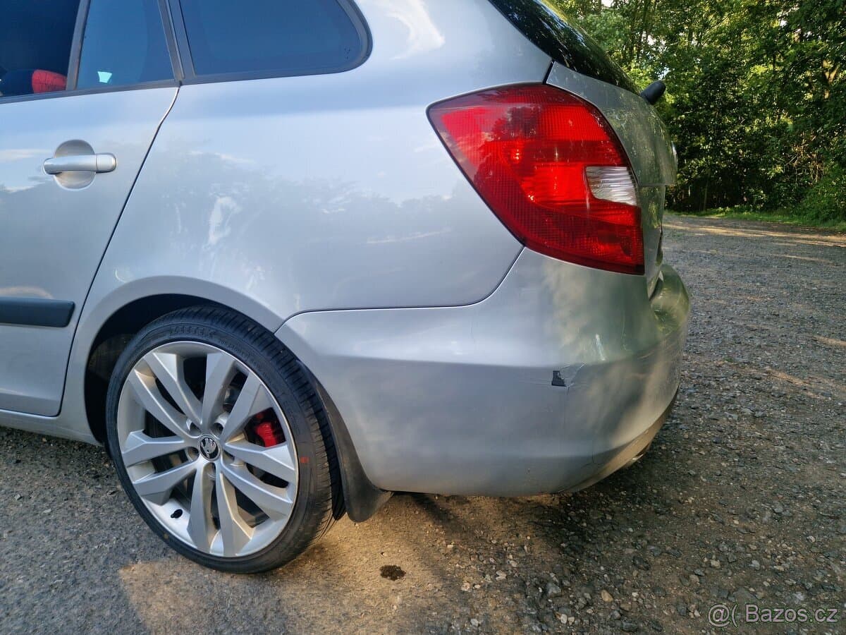 2010 Škoda FABIA - 9