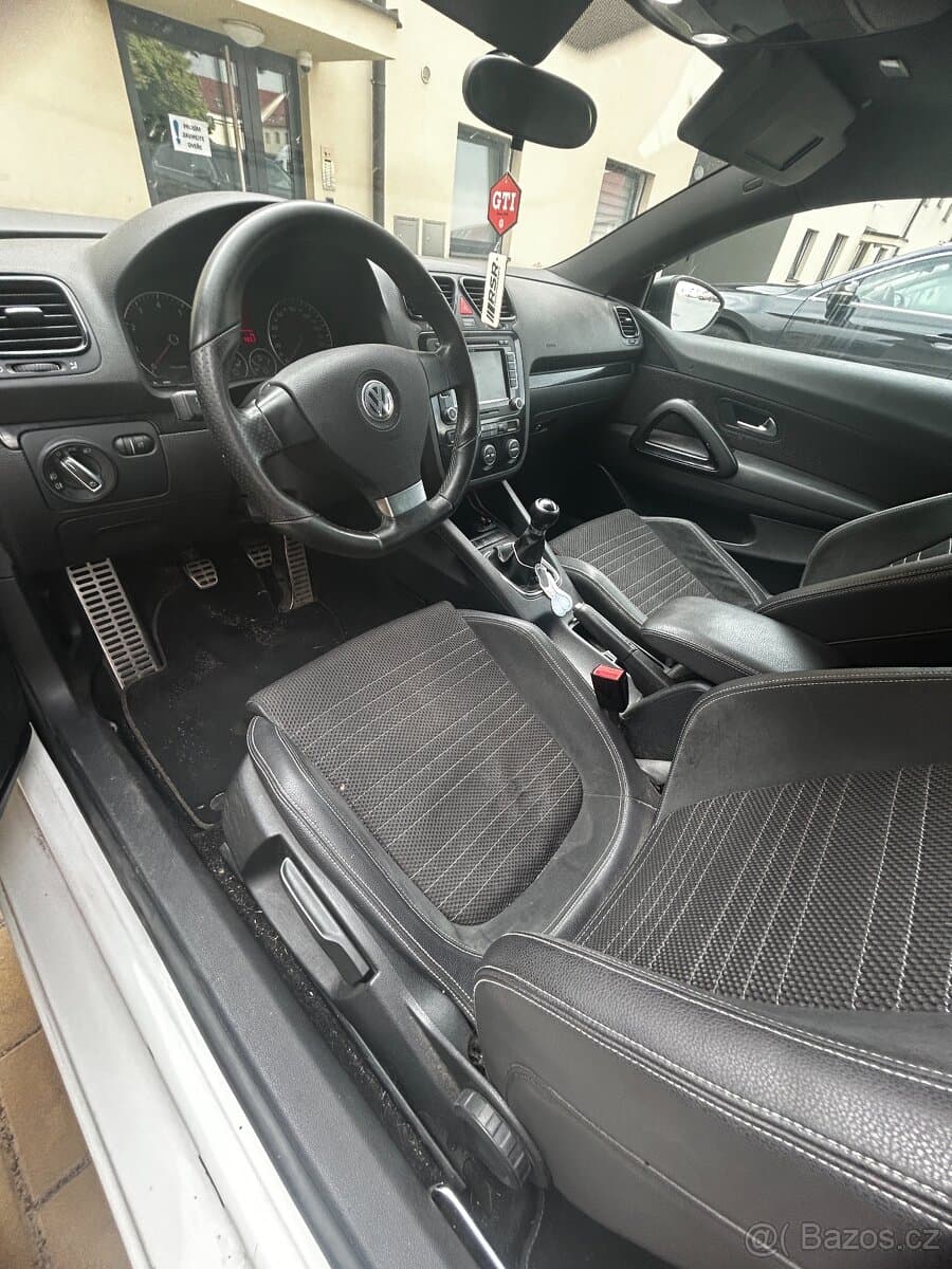 2009 Volkswagen SCIROCCO - 9