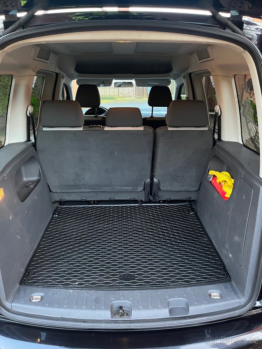 2012 Volkswagen CADDY - 9
