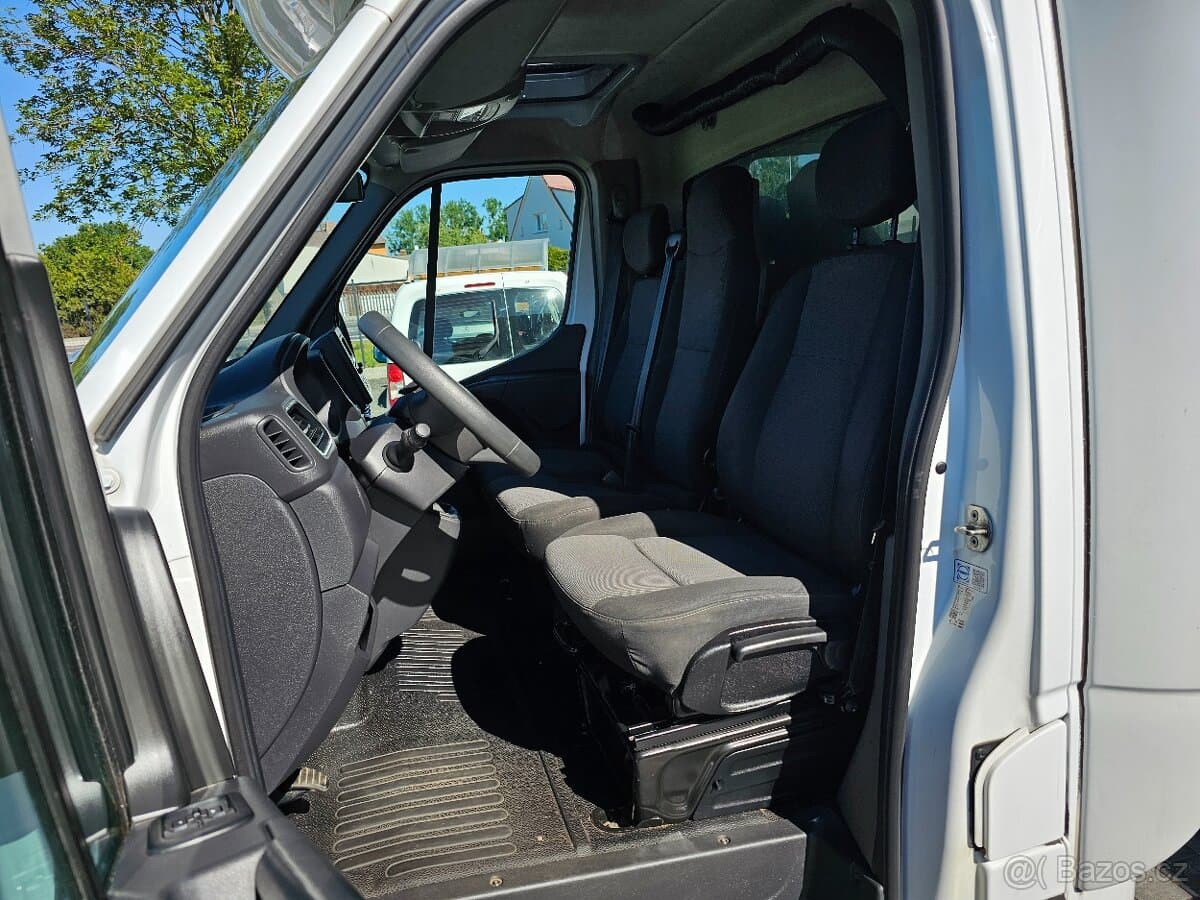 2022 Renault MASTER - 9