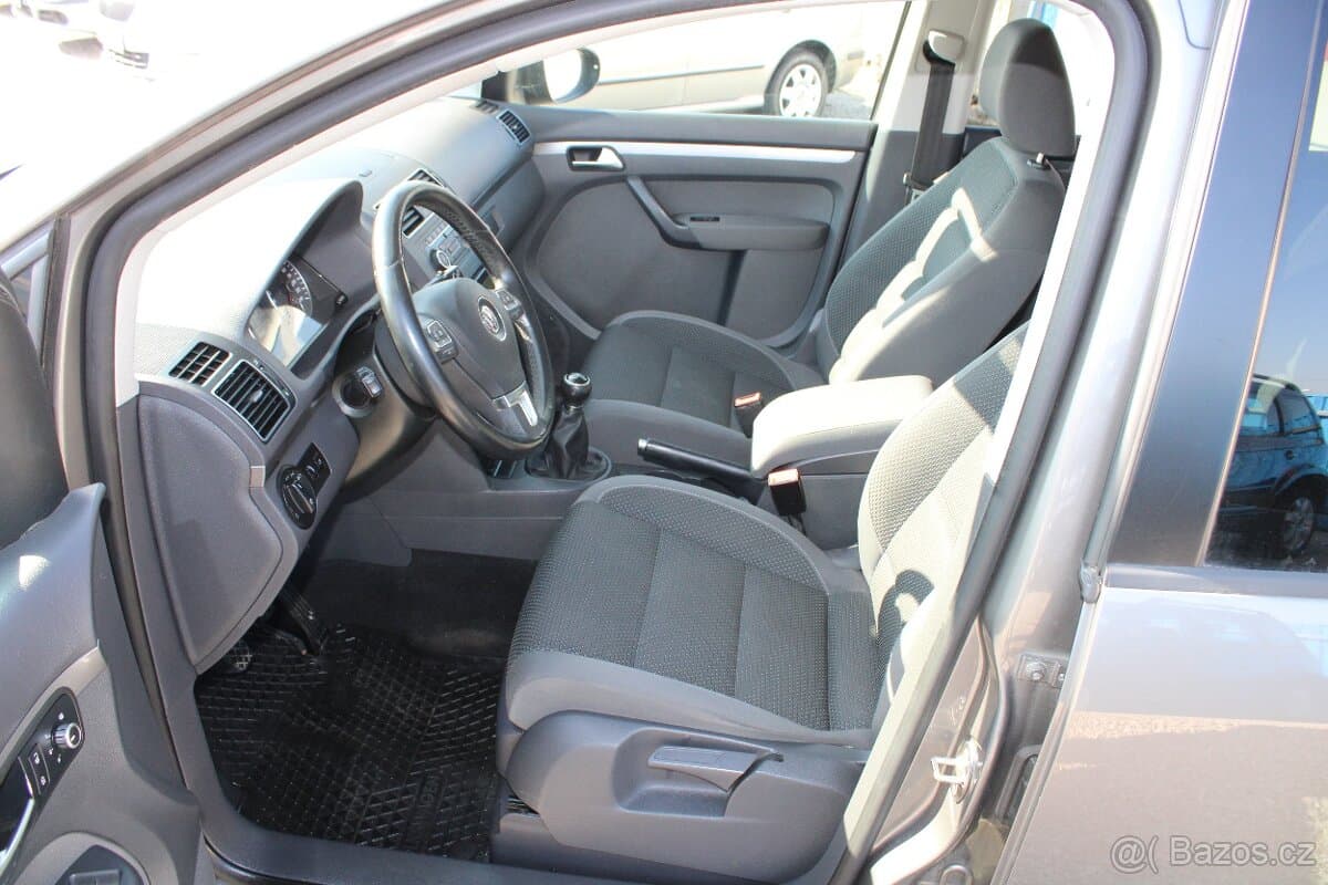 2011 Volkswagen TOURAN - 9