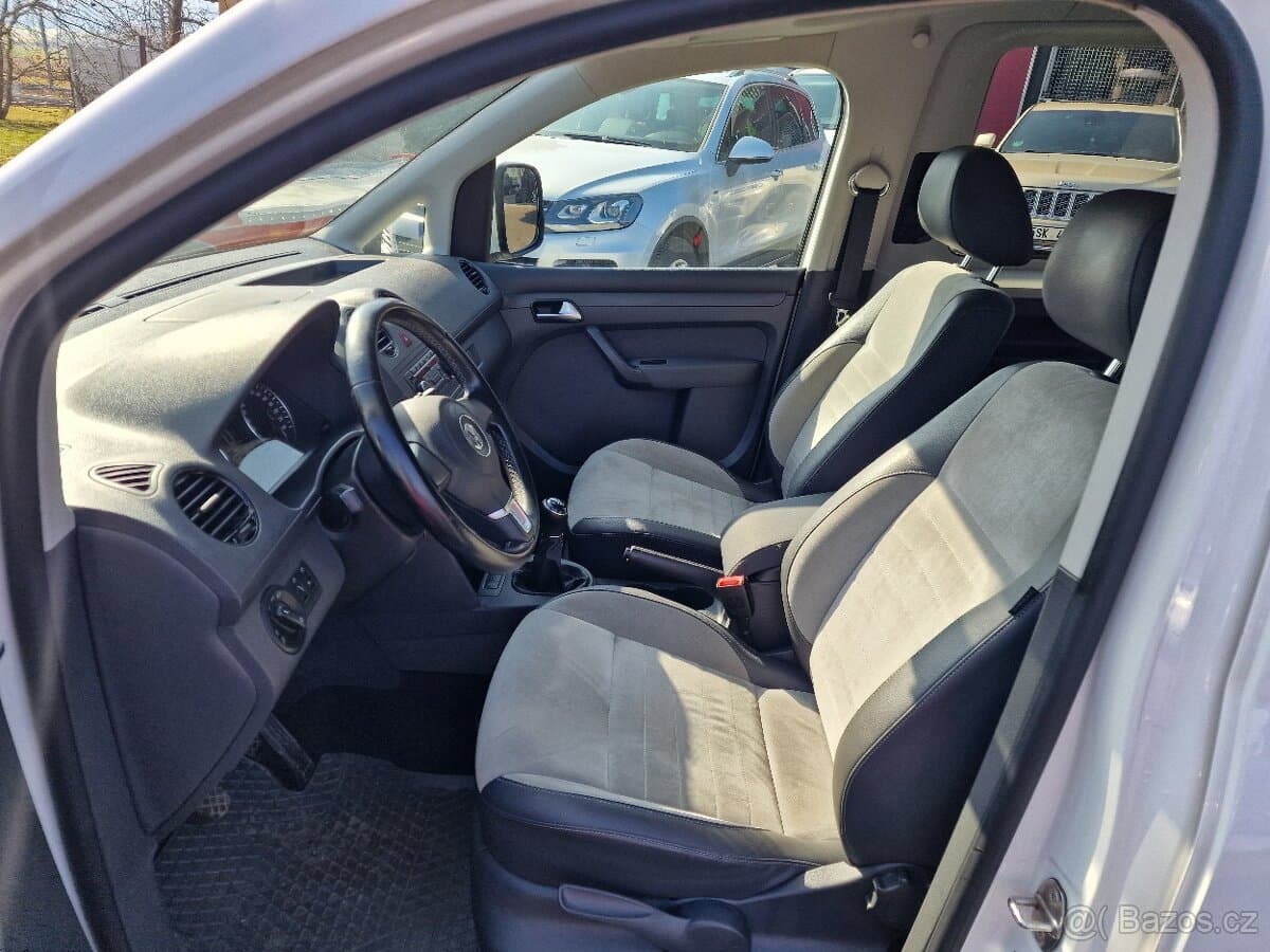 2015 Volkswagen CADDY - 9
