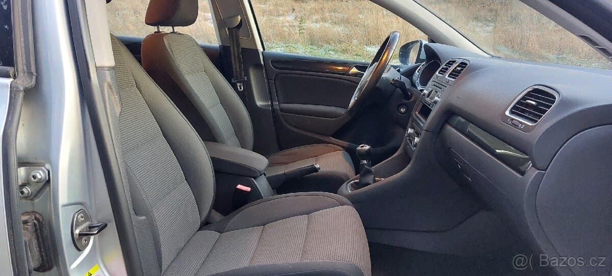 2009 Volkswagen GOLF - 9