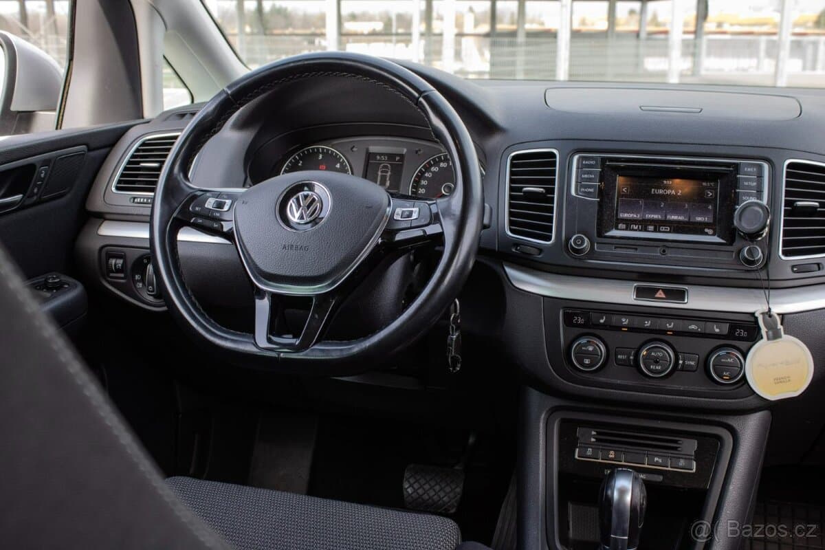 2015 Volkswagen SHARAN - 9