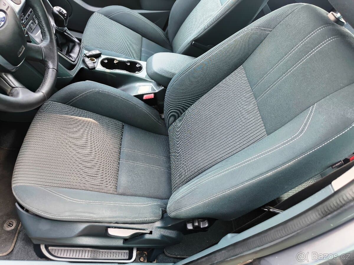 2012 Ford C-MAX - 9