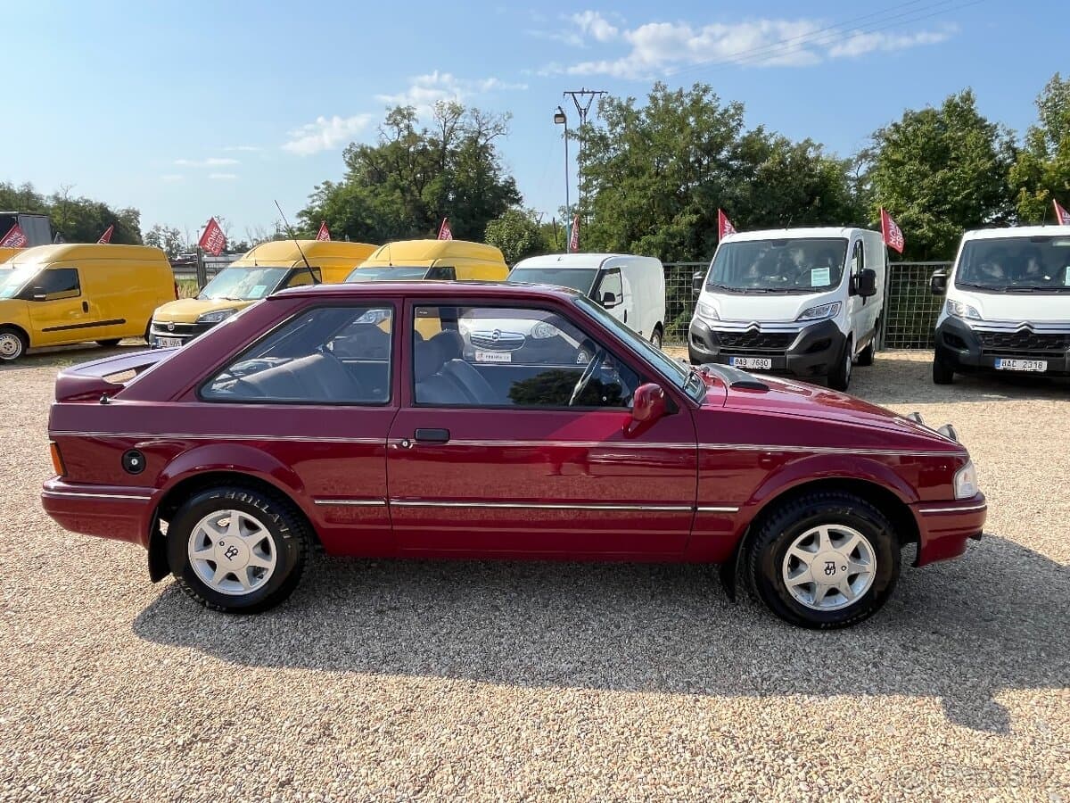 1986 Ford ESCORT - 9