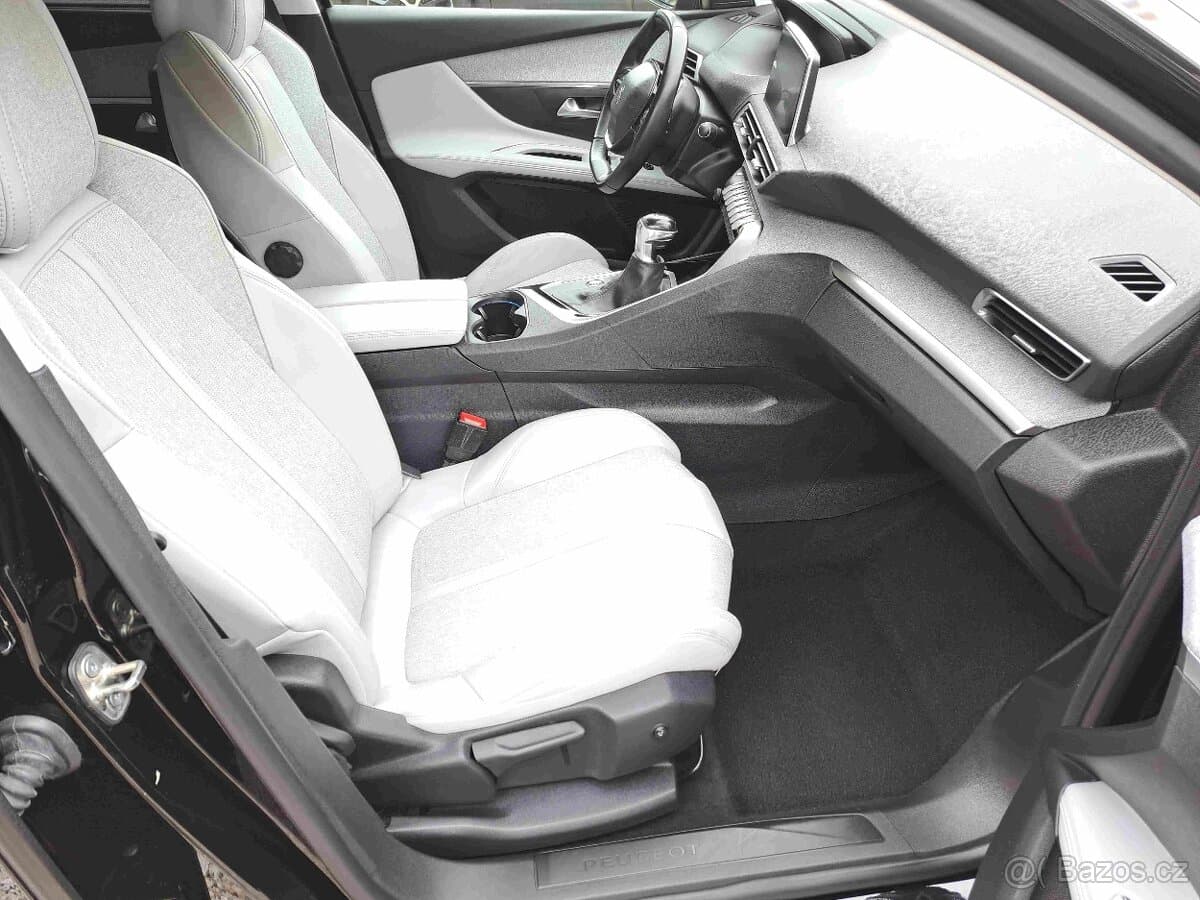 2020 Peugeot 5008 - 9