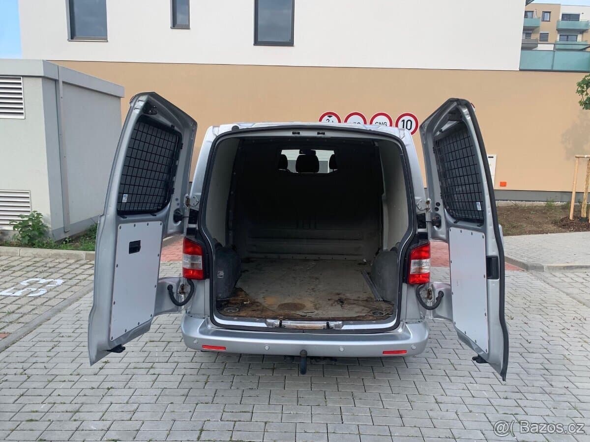 2012 Volkswagen TRANSPORTER - 9