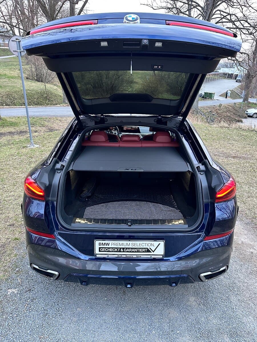 2020 BMW X6 - 9