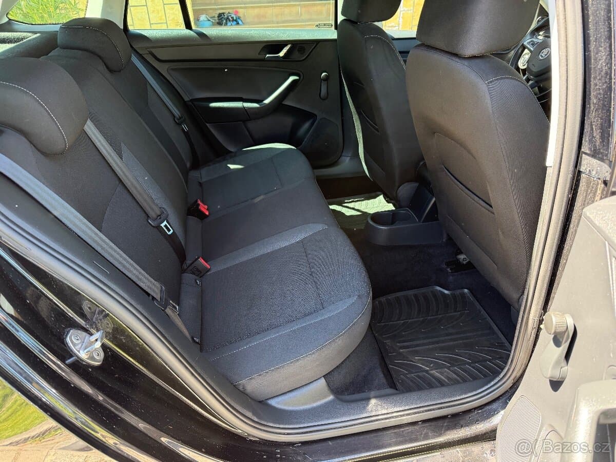 2014 Škoda RAPID - 9