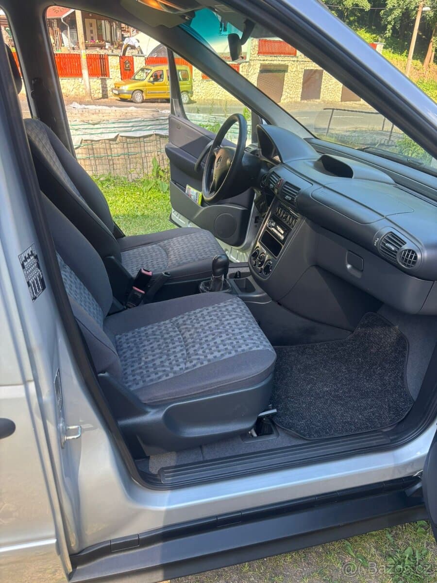 2006 Mercedes-Benz VANEO - 9