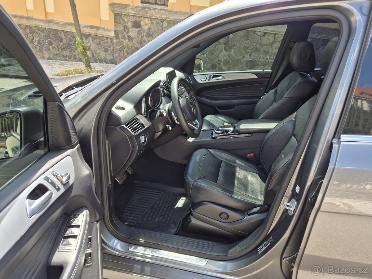 2017 Mercedes-Benz GL - 9
