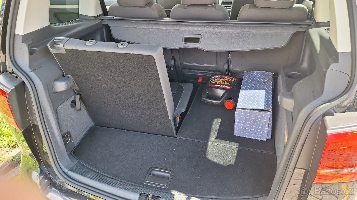 2012 Volkswagen TOURAN - 9
