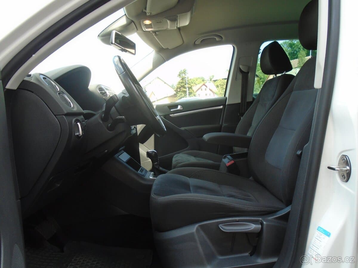 2013 Volkswagen TIGUAN - 9
