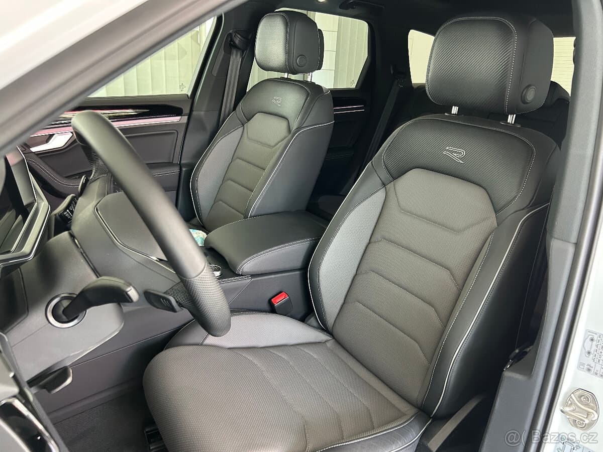 Volkswagen TOUAREG - 9