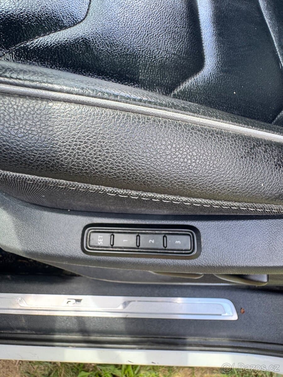 Volkswagen TIGUAN - 9