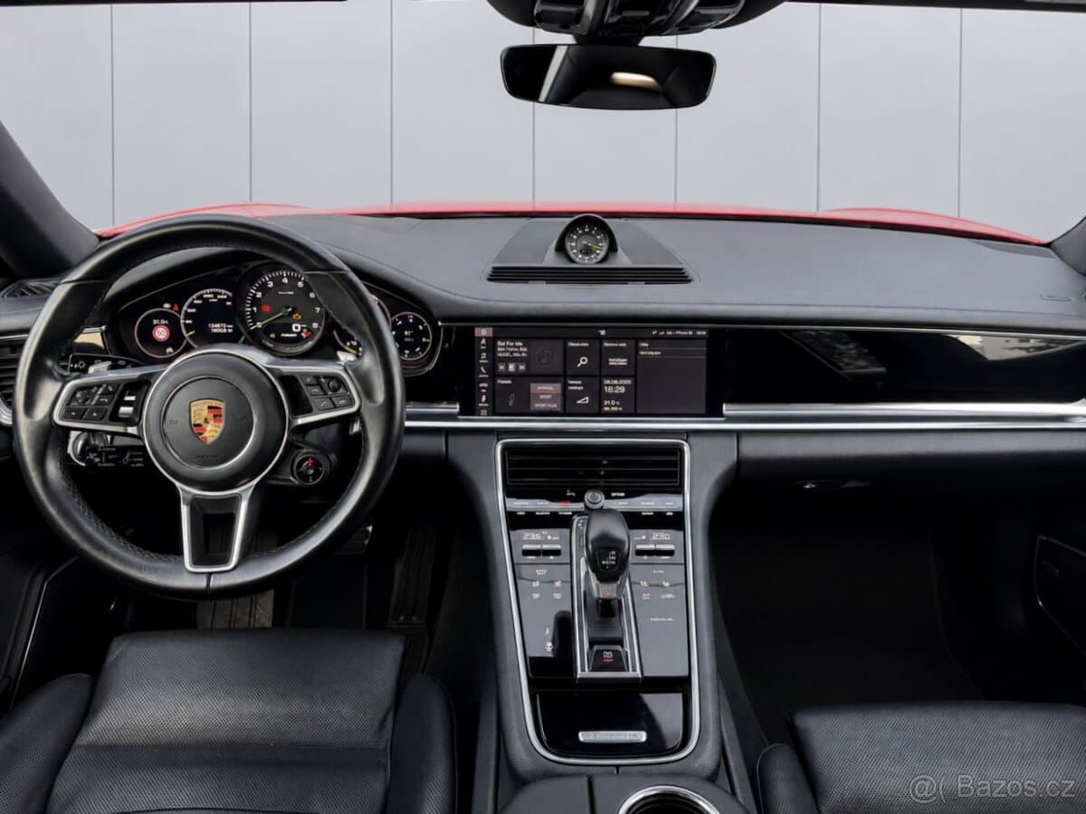 2019 Porsche PANAMERA - 9