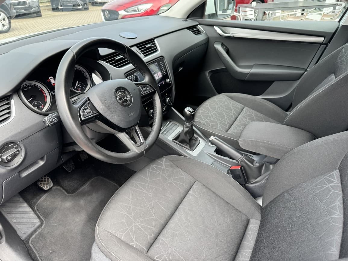 2018 Škoda OCTAVIA - 9