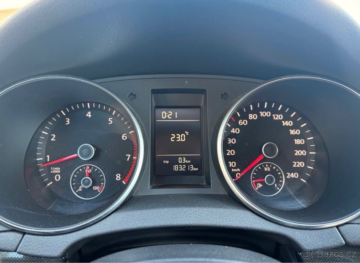 2009 Volkswagen GOLF - 9