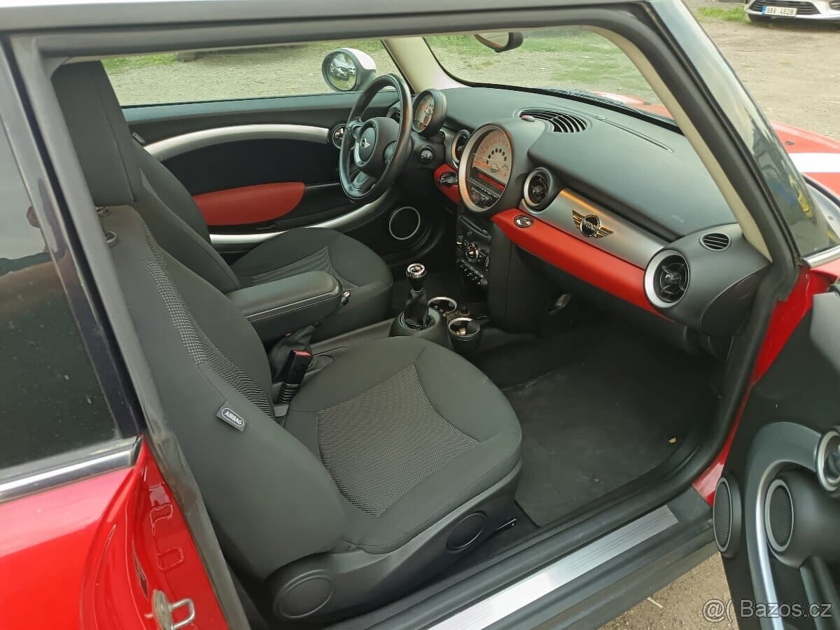 2011 Mini COOPER - 9