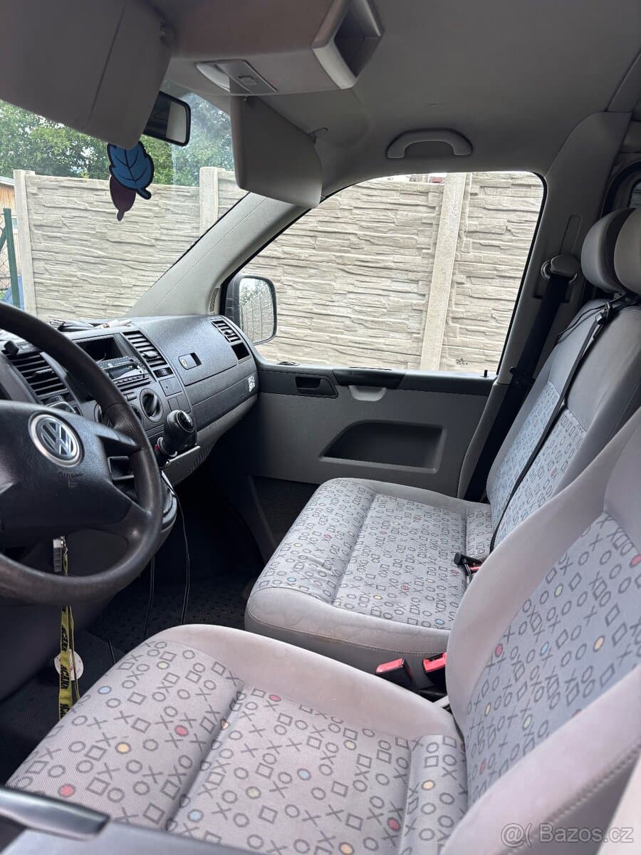 2006 Volkswagen TRANSPORTER - 9