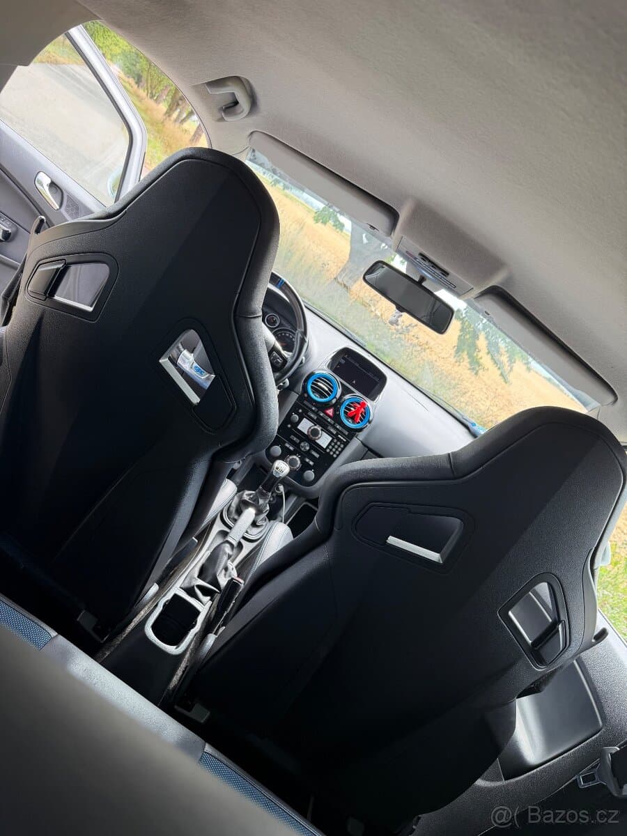 2010 Opel CORSA - 9