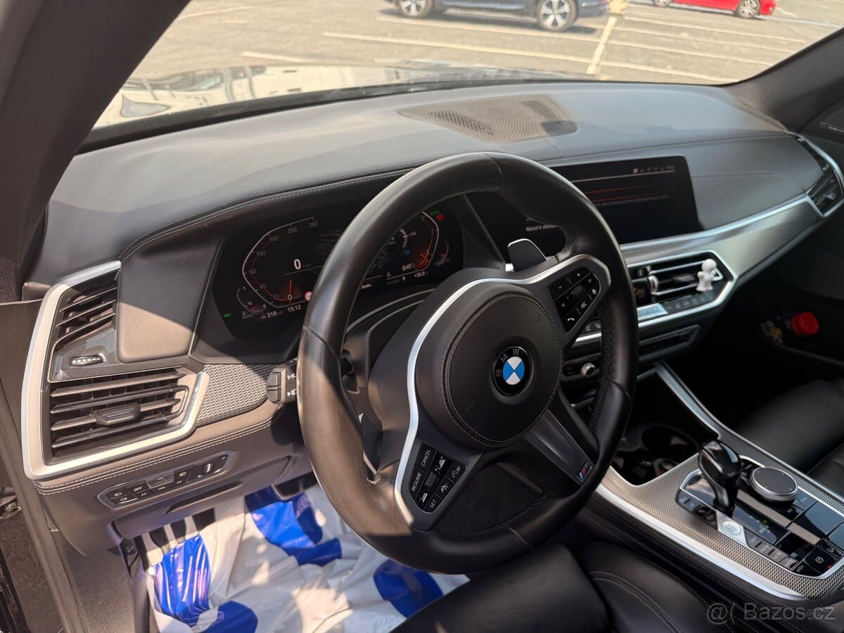 2020 BMW X5 - 9