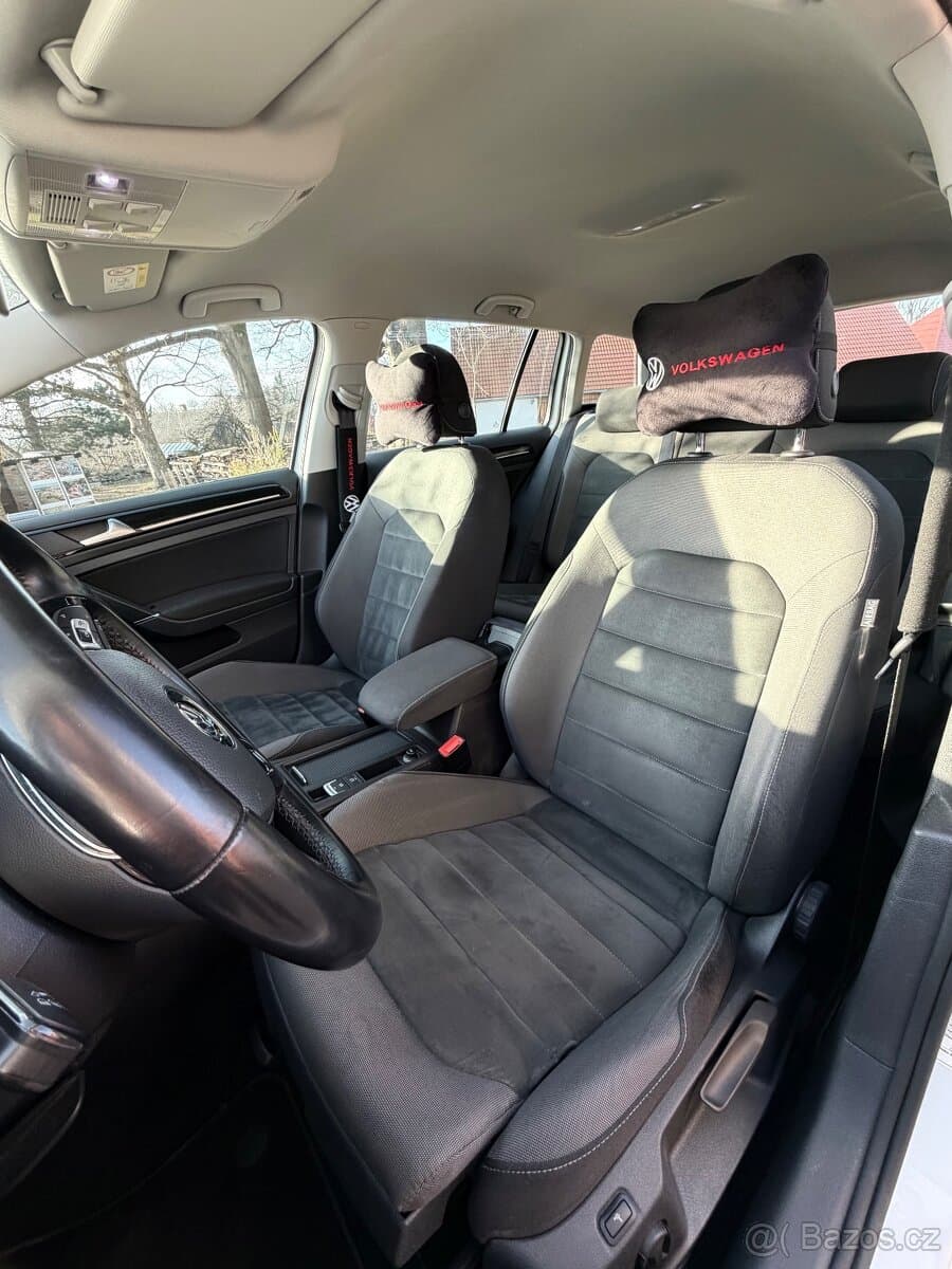 2017 Volkswagen GOLF - 9