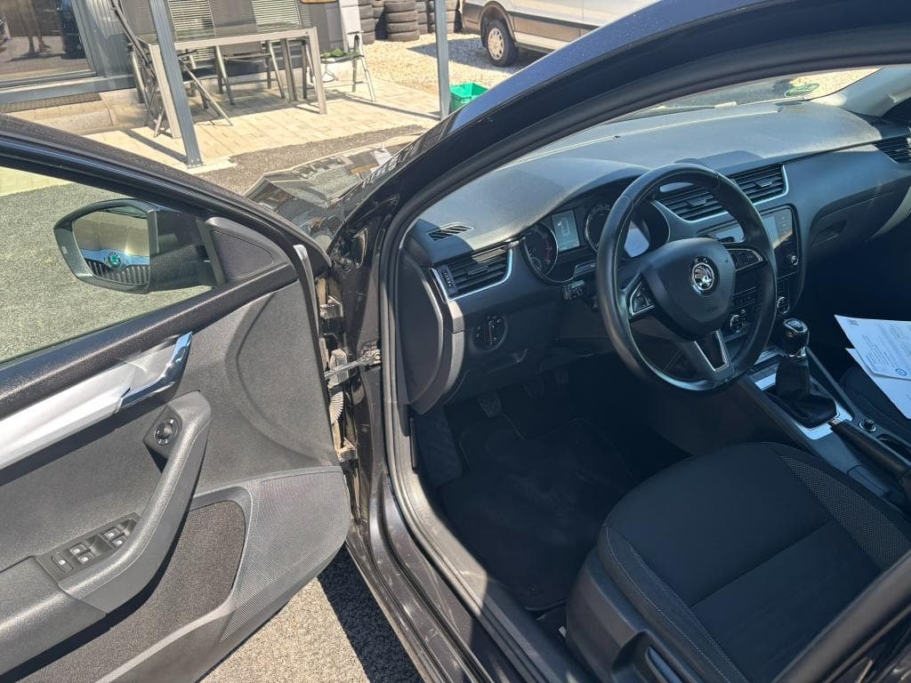 2018 Škoda OCTAVIA - 9