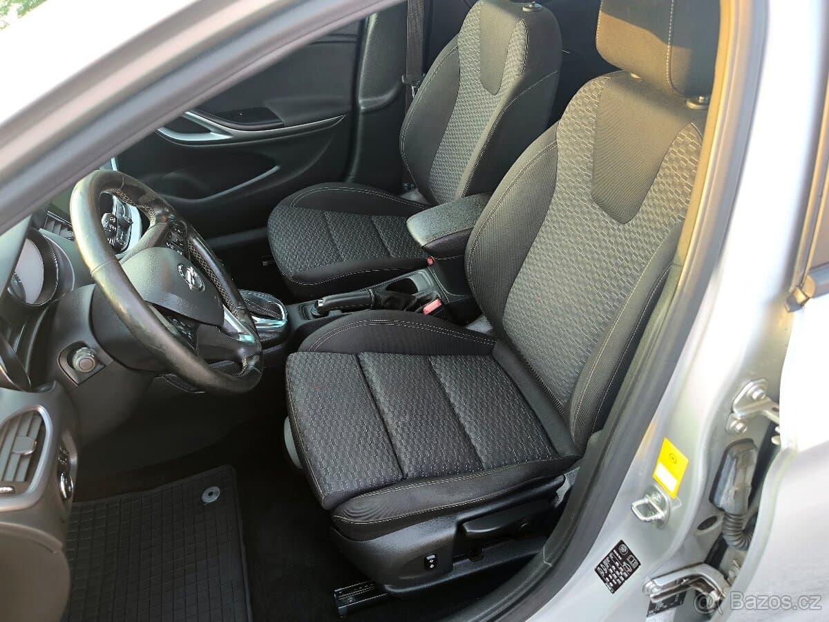 2019 Opel ASTRA - 9